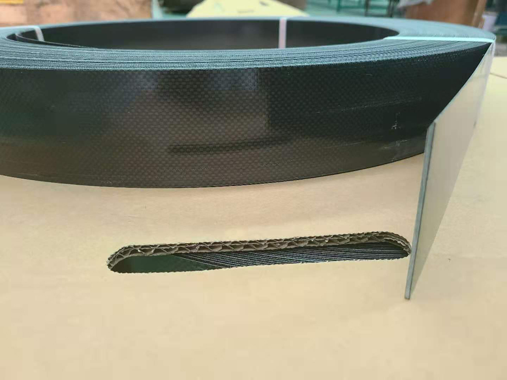 耐用的刮刀刀片材料延長正常運行的時間